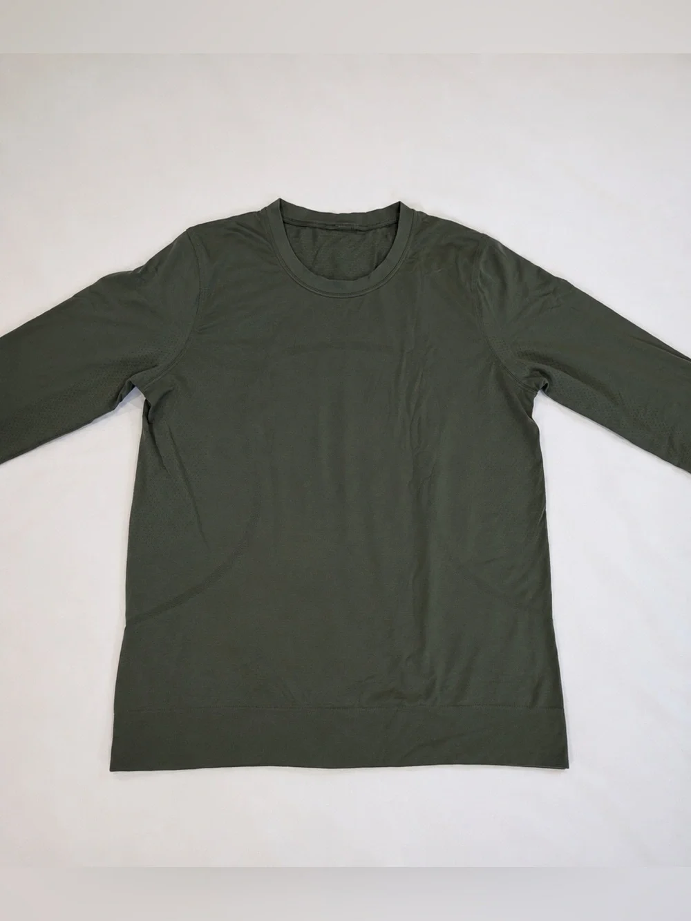 Lululemon Swiftly Relaxed Long-Sleeve Shirt *Hip Length